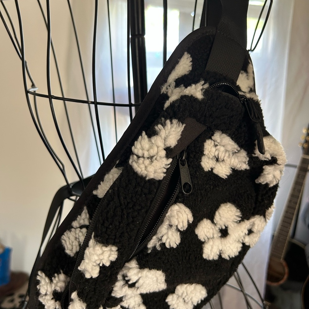 H&M Black and White Floral Crossbody Bag